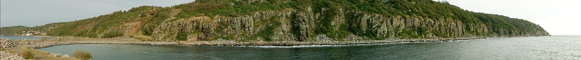 Vang Pier