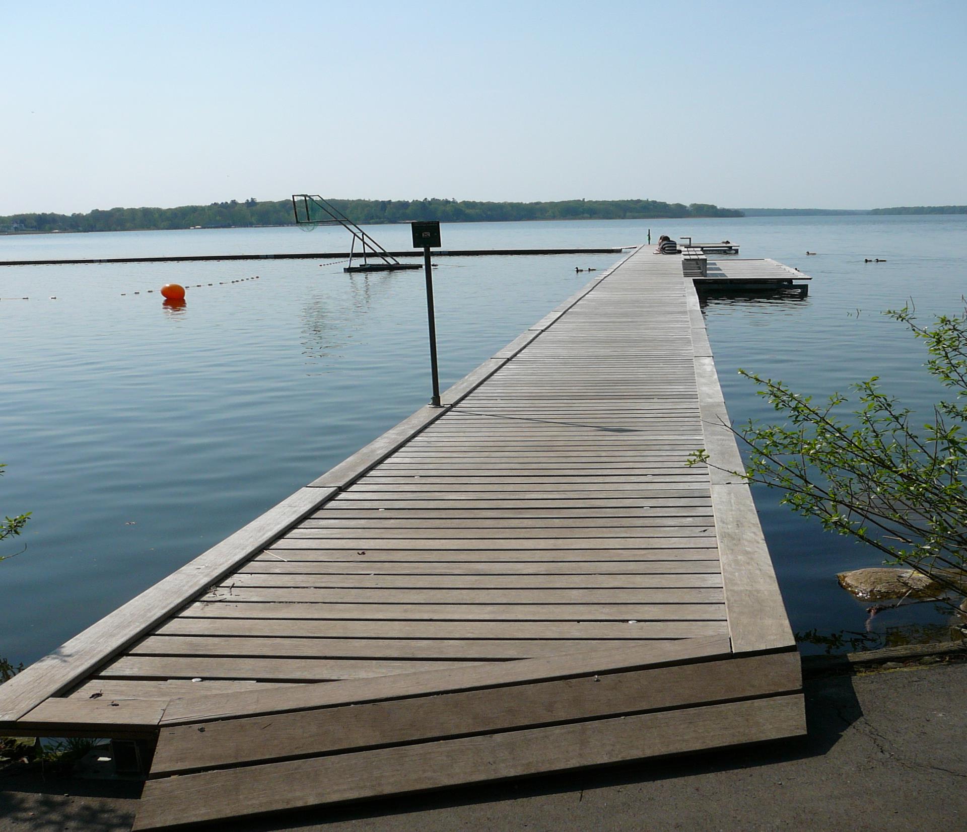 Furesøen, Badebro ved Holte Roklub