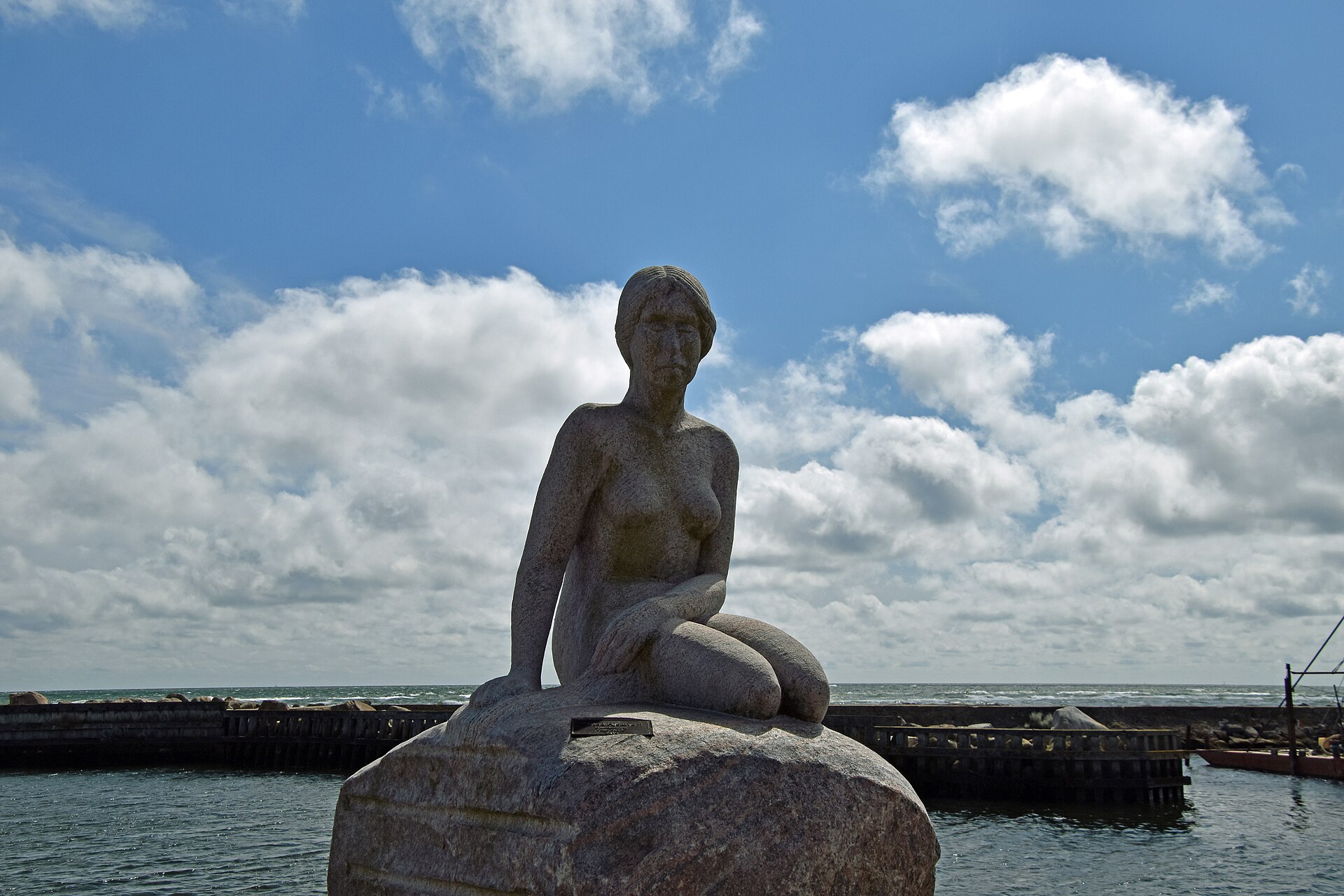 Syd for "badeby" Aså Havn